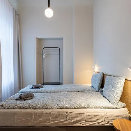 Dandelion Gertrudes Apartamento *