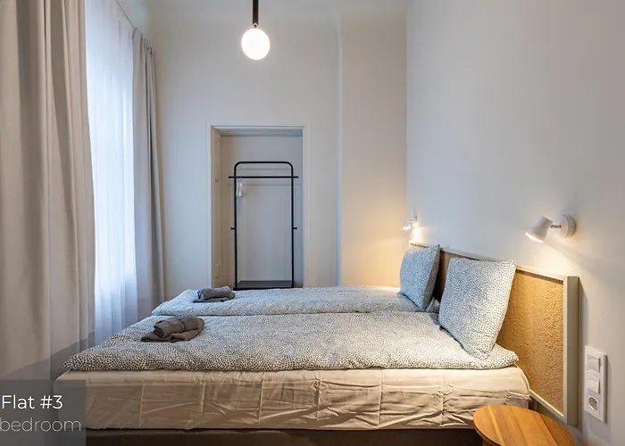 Dandelion Gertrudes Apartment *